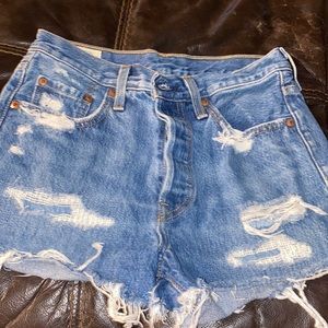 Levi’s denim shorts